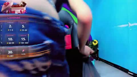 daisy_jonexxx22 online show from March 31, 3:30 am