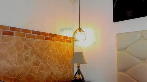         online show from February 19, 3:28 am