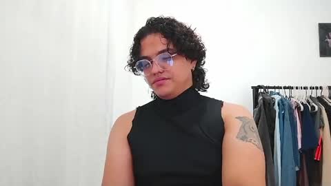 Diane Blosson online show from April 2, 12:19 am