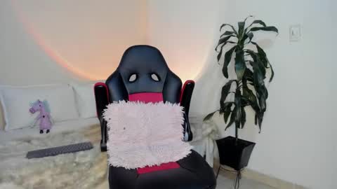 Daniela  online show from November 29, 6:54 pm