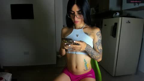 danna_sofiah online show from January 26, 1:04 pm