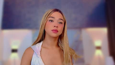   online show from January 6, 11:14 am