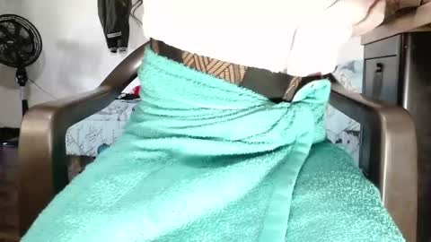 darwin_x online show from December 20, 2:01 pm