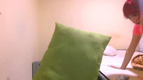 dayanna_01_ online show from December 16, 1:42 am