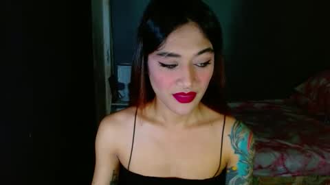 Wanda Maximoff  IG rxnnmts  online show from December 2, 6:05 pm