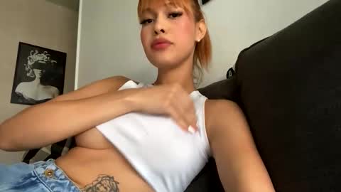 Dhalia online show from October 13, 8:37 am