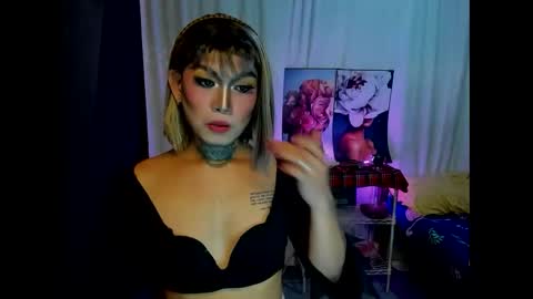 Snapshot of diana_hugex chatting on October 12, 4:53 pm kak sakir online show from October 12, 4:53 pm