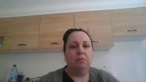 DianneCrunchy online show from January 24, 3:24 pm