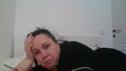 DianneCrunchy online show from February 27, 5:26 pm