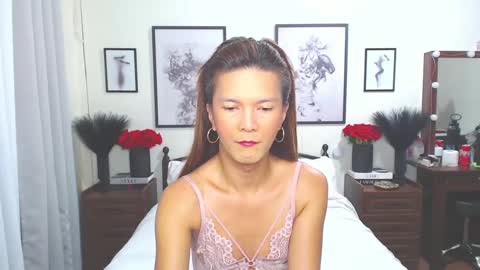 Dennesse online show from February 9, 11:57 pm