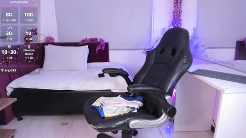 DiiGiacomo online show from December 26, 9:04 pm