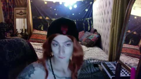 Hotpinkflame online show from September 16, 3:44 am