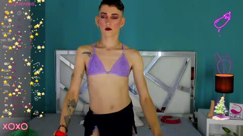 Dominic online show from December 20, 2:38 pm