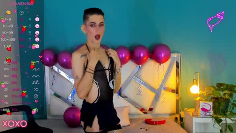 Dominic online show from December 28, 3:04 pm