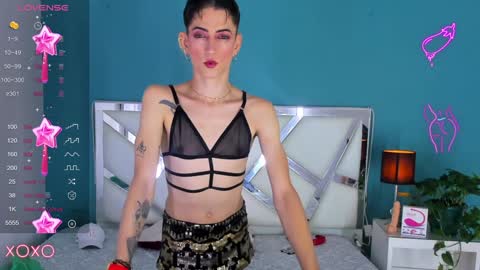 Dominic online show from January 6, 1:52 pm