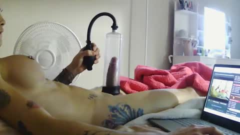 e_tz97 online show from December 8, 5:17 am