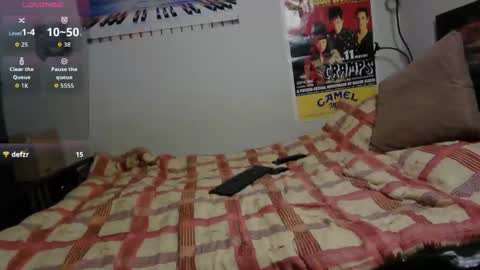 efi_crossou online show from December 5, 10:16 pm