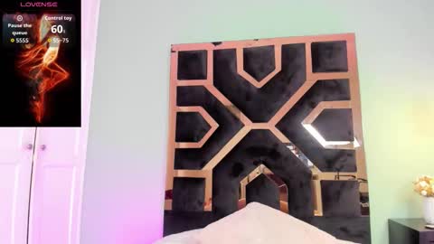 electra_gosselin online show from February 1, 1:15 am