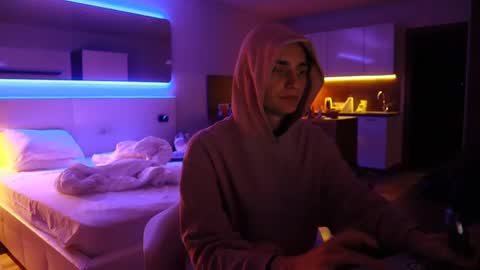 ellamask eroticartsss Leona Parker silkyvelvet however i am RachelRANDOM online show from December 30, 2:19 pm