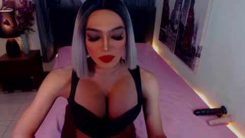 Emerald online show from April 1, 1:18 am
