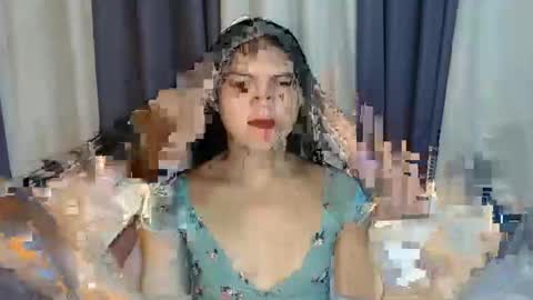 Chelle  dont forget to folloe me and thumps up online show from March 31, 5:31 am