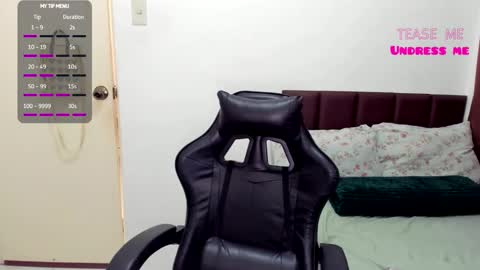 SweetGirlEmma online show from November 22, 6:37 am