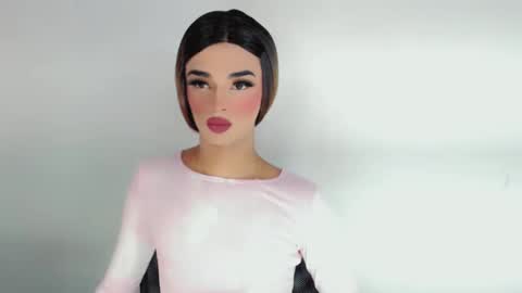 Ethannicola online show from December 7, 8:33 pm