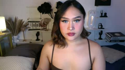 Queen Eva Mazikeen online show from January 9, 12:15 am