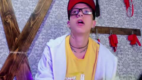 Evan Smitt online show from December 10, 3:15 am