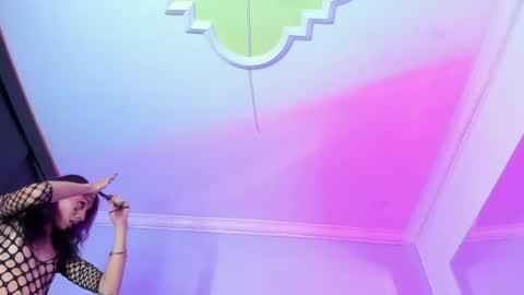 evanllelyne online show from June 12, 12:26 pm