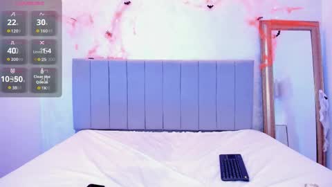 felicia_whitee online show from October 31, 2:59 pm