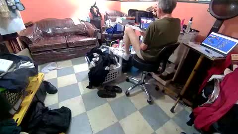 felicitybliss29 online show from April 16, 10:05 am