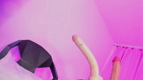 francesca online show from October 27, 10:56 am