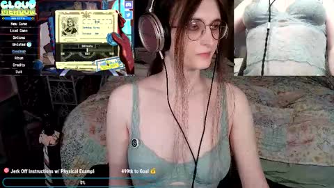 B online show from December 5, 4:24 pm