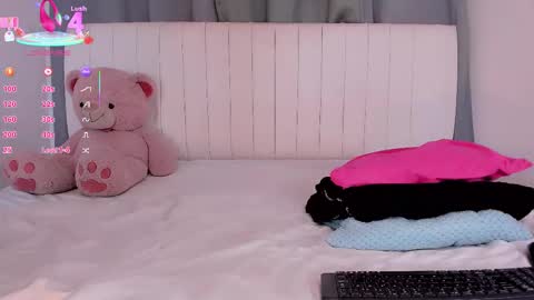 Vnecis Marn online show from February 19, 10:38 pm