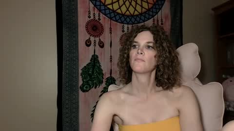 GenerousKitten online show from December 8, 1:08 am