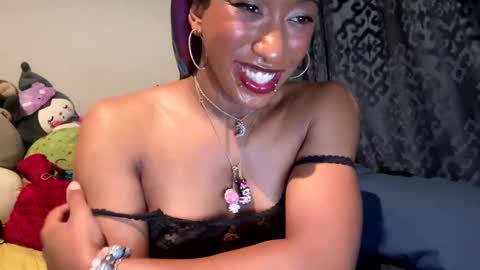 ghastgirlt_t online show from October 27, 10:40 pm