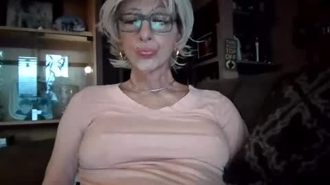 Girlinrock online show from July 22, 3:32 am