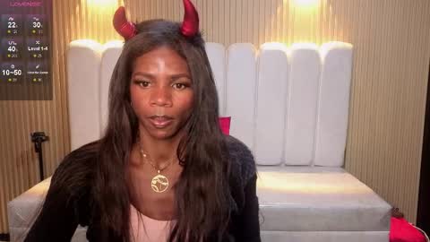 hanna_lamber online show from February 3, 10:53 am