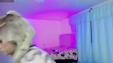 hannah backers online show from December 3, 6:28 am