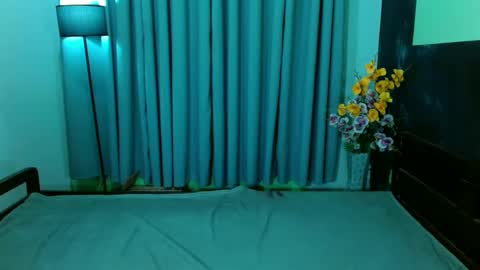 FELLA online show from January 18, 5:47 am