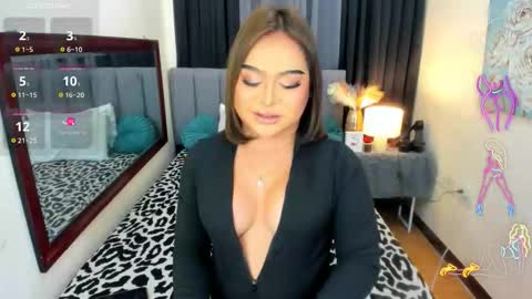 HAZEL MADONNA online show from January 15, 1:10 pm