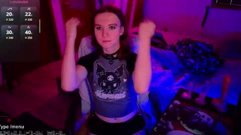 Snapshot of hellfire_girl chatting on September 26, 1:24 am Hayley online show from September 26, 1:24 am