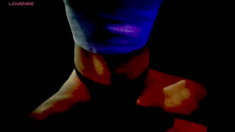 Gwen Elise online show from October 7, 6:53 pm