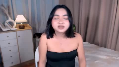 IM NEW HERE ITS ME GIA online show from February 20, 5:04 pm