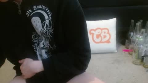 Holly Hawkes online show from March 29, 12:55 am