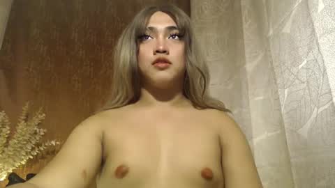 hotasian_rey29 online show from February 7, 2:04 pm