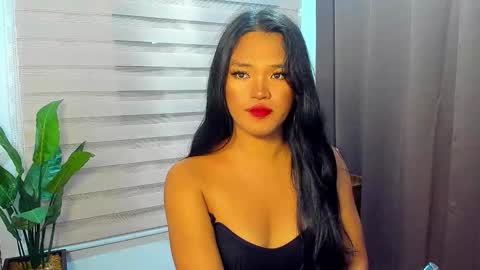 Maxine online show from September 15, 12:54 pm