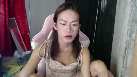 hugecockanna online show from January 27, 9:02 am