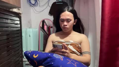 Hugecockhiraya online show from April 3, 1:31 pm